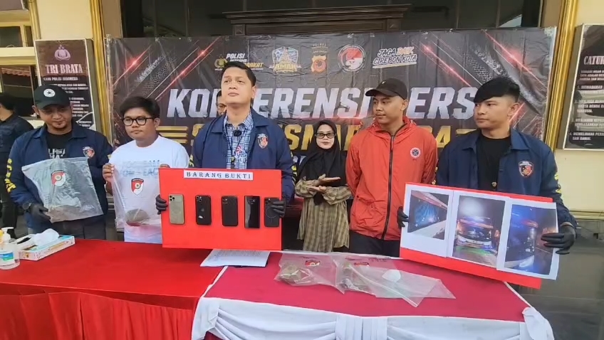 Lima Pelaku Pelempar Bus The Jakmania di Tol Palikanci Ditangkap Polisi