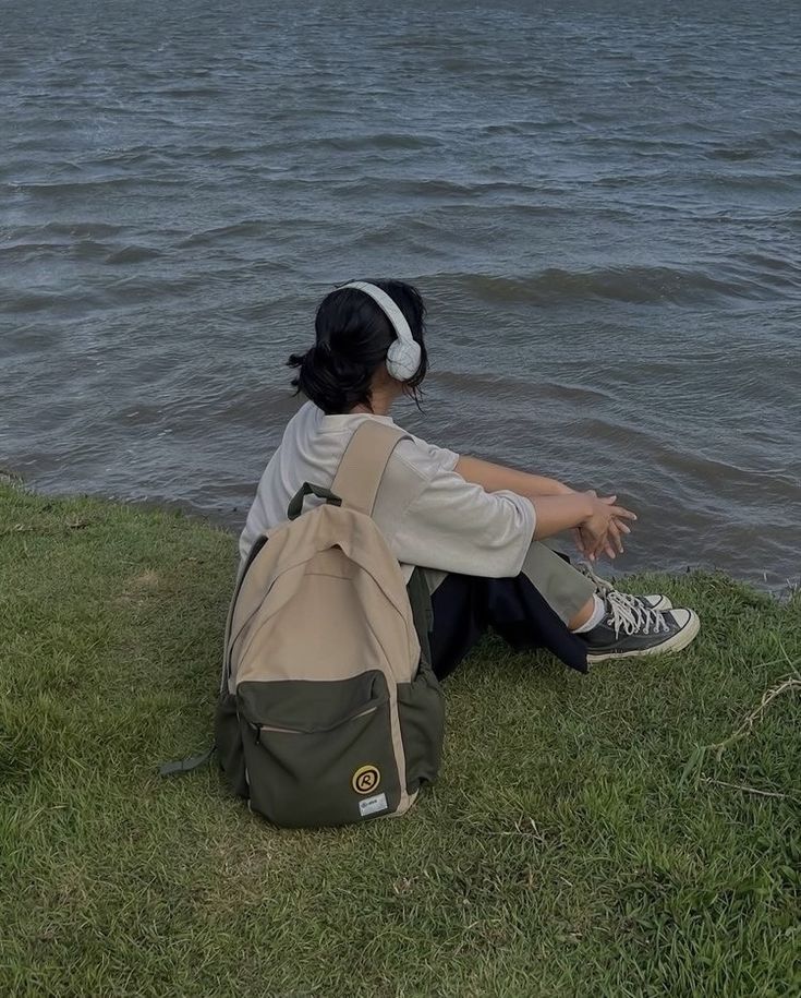 DIBALIK LIRIK LAGU YANG RELATE DENGAN KEHIDUPAN GEN-Z
