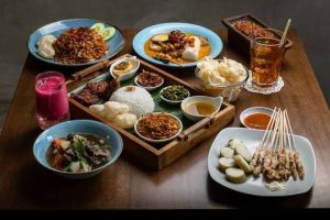 Ilustrasi hidangan lokal Indonesia. Indonesia tidak masuk dalam pemeringkatan negara dengan kuliner terbaik di dunia pada 2025, dan sekarang menempati peringkat keenam pada 2026 dengan skor 95,87.(Dok. Pexels/Raditya Amoret)